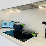 Seafront New Boutique Apartment Lloret de Mar